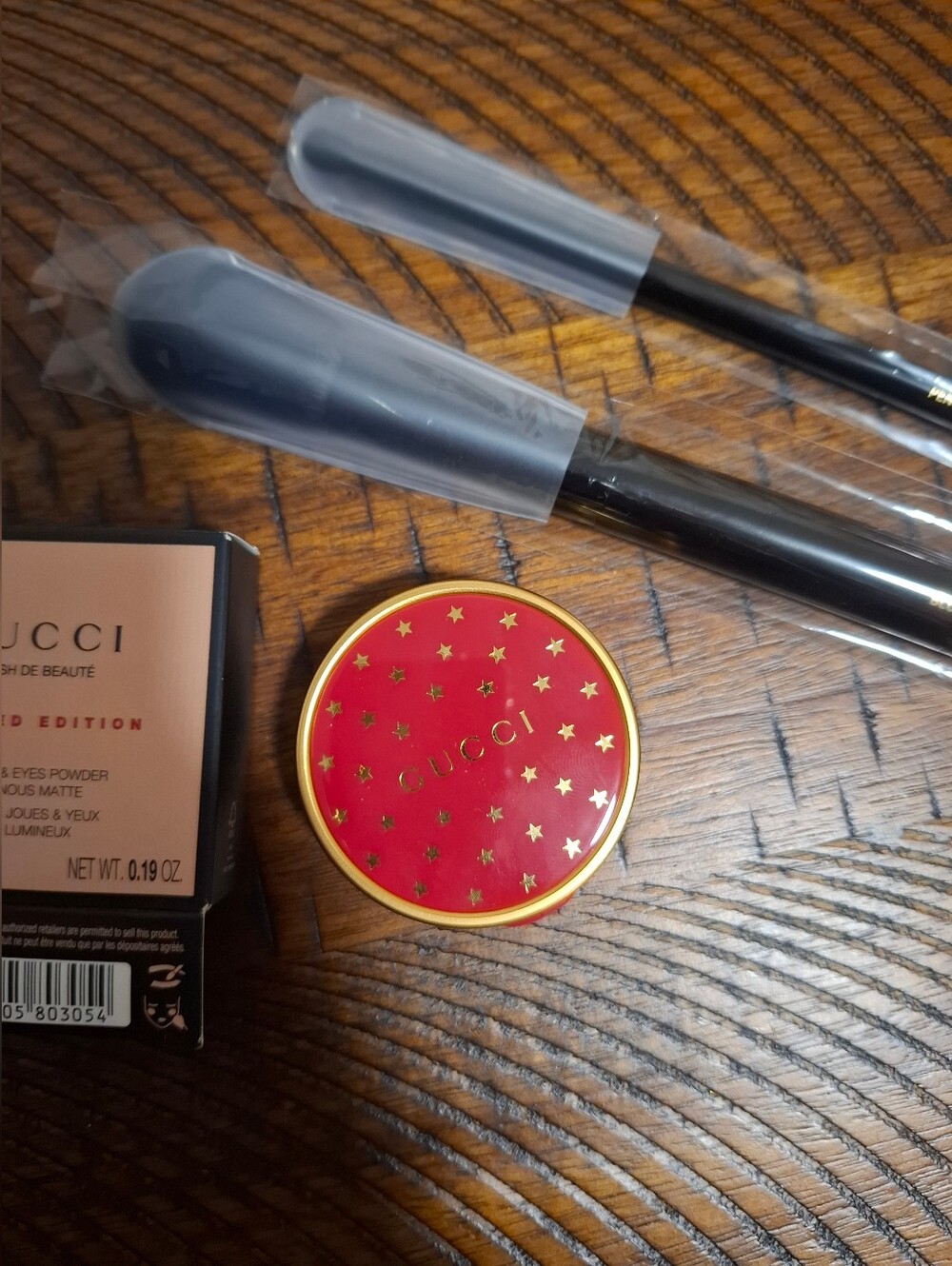 Gucci Cheeks, Eye Powder, Blush Brush, Pencil Brush - Picture 3 of 5